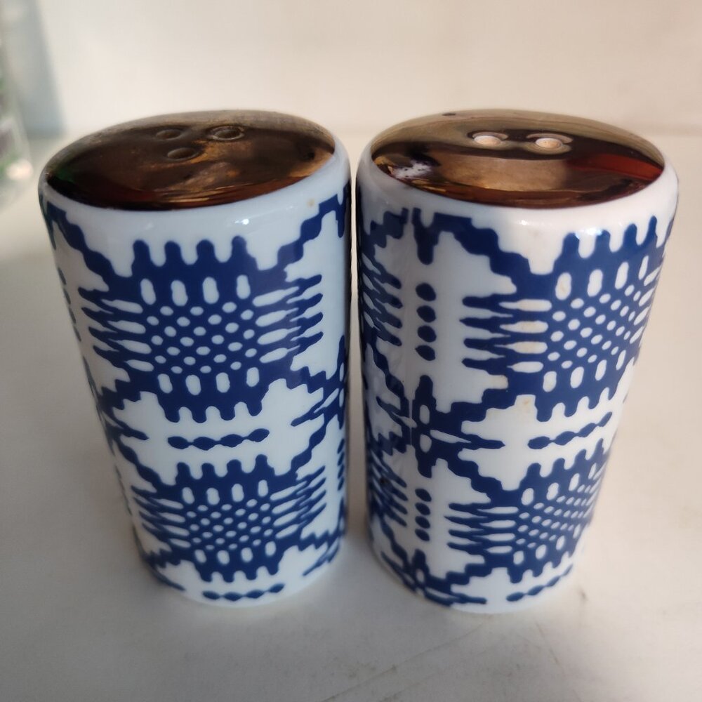 Lebkuchen Schmidt Salt and Pepper shakers